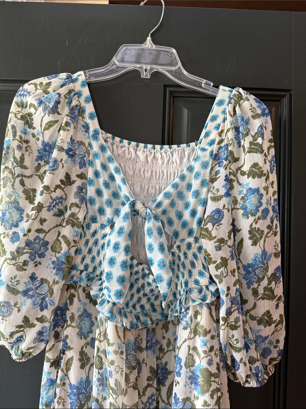 Taylor Tie-Back Maxi Dress in Mixed Blue Floral Prints Size 2 - Picture 3 of 15